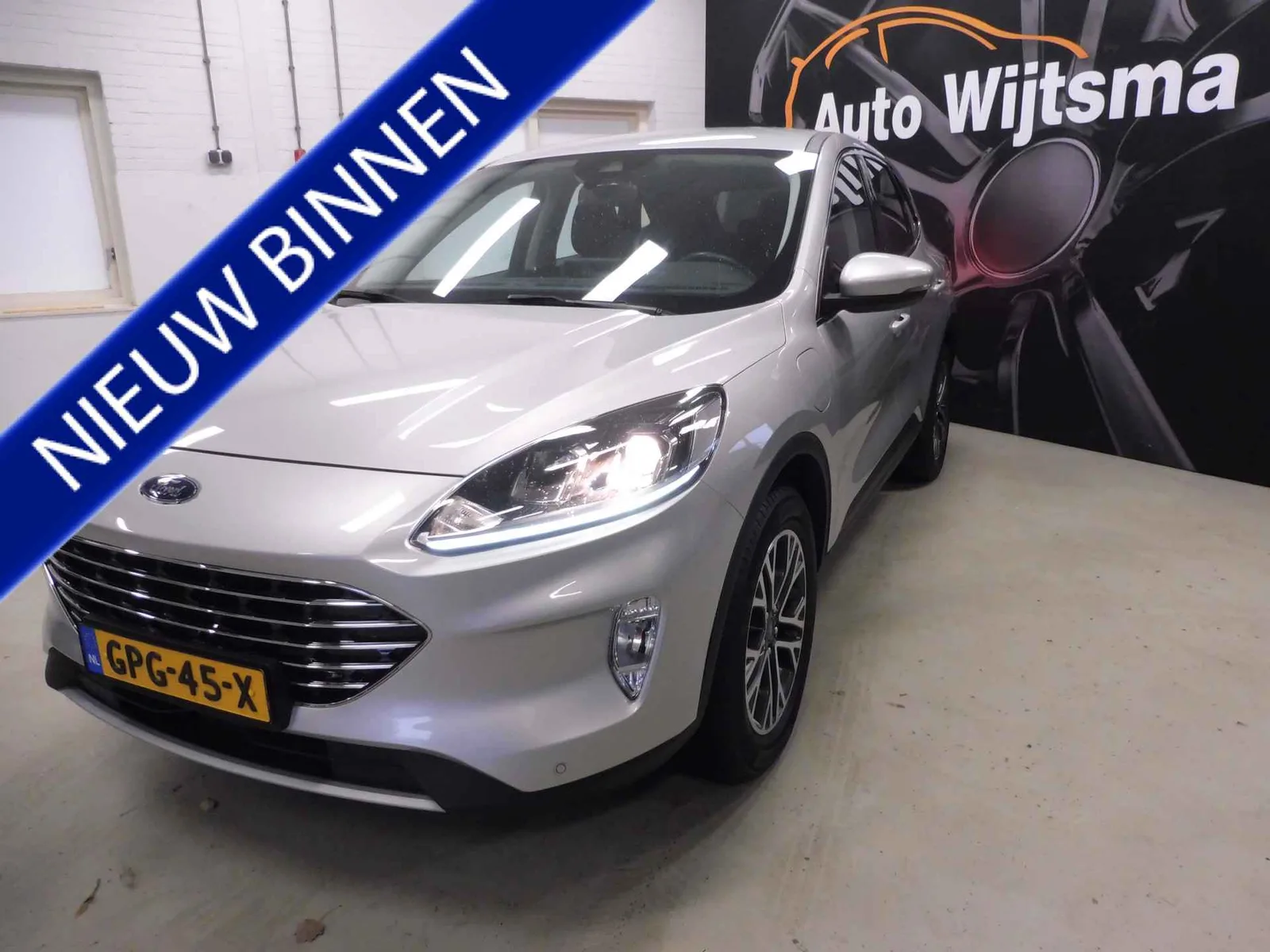 Ford Kuga (2020) — foto 1