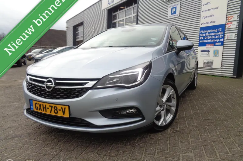 Opel Astra (2016)