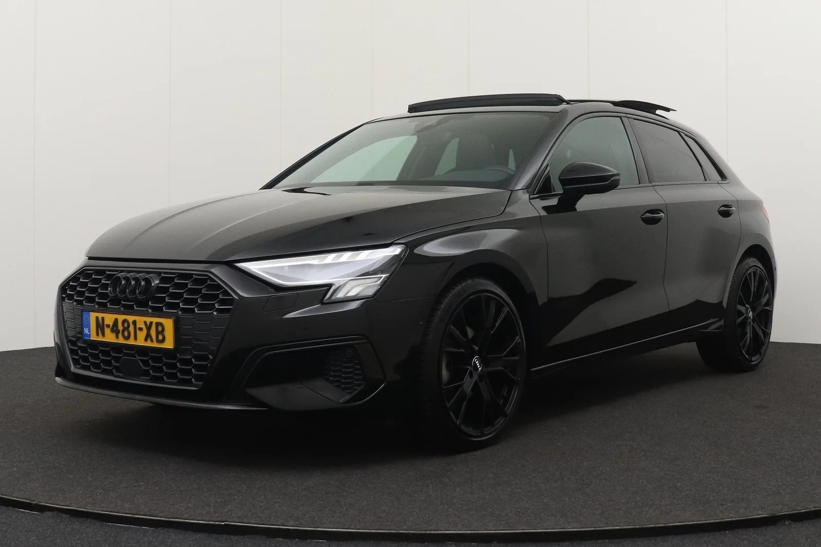 Audi A3 (2022) — foto 1