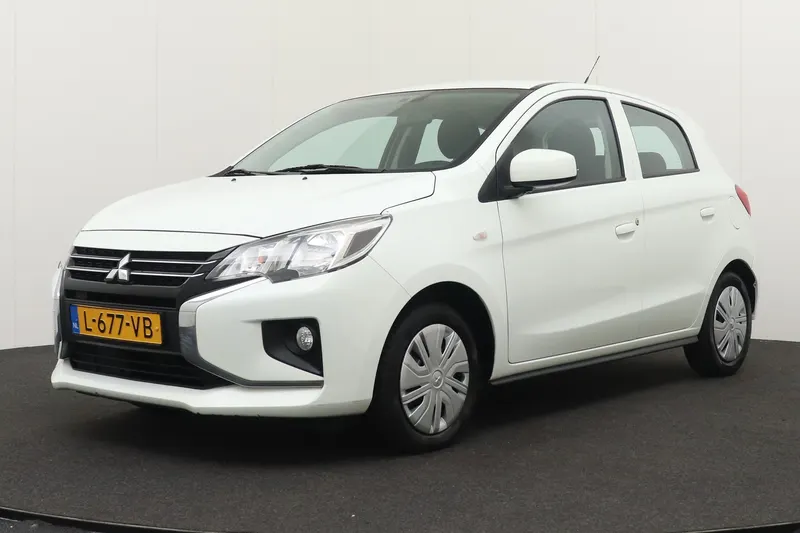 Mitsubishi Space Star (2021)