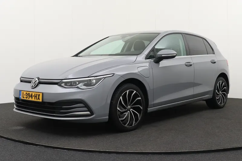 Volkswagen Golf (2021)