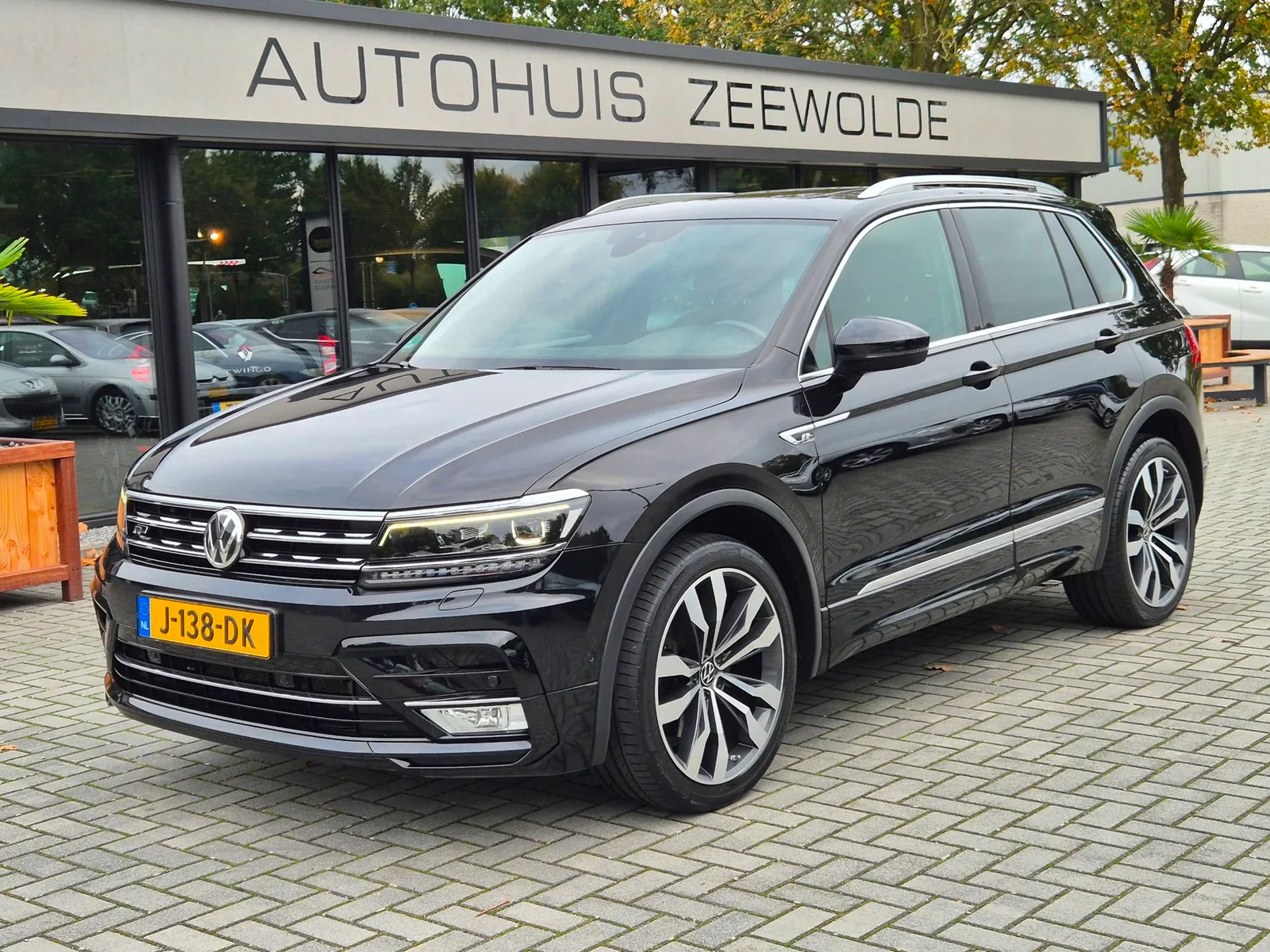 Volkswagen Tiguan (2016) — foto 1