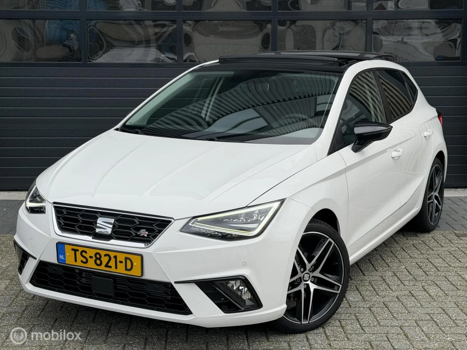 SEAT Ibiza (2018) — foto 1