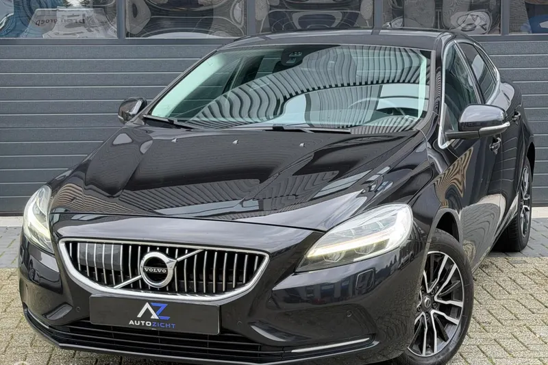 Volvo V40 (2017)