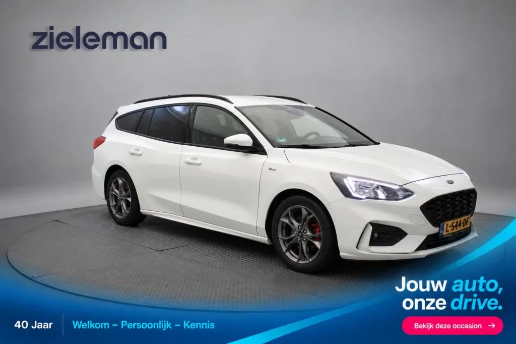 Ford Focus (2021) — foto 1