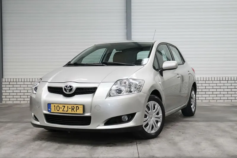 Toyota Auris (2008)