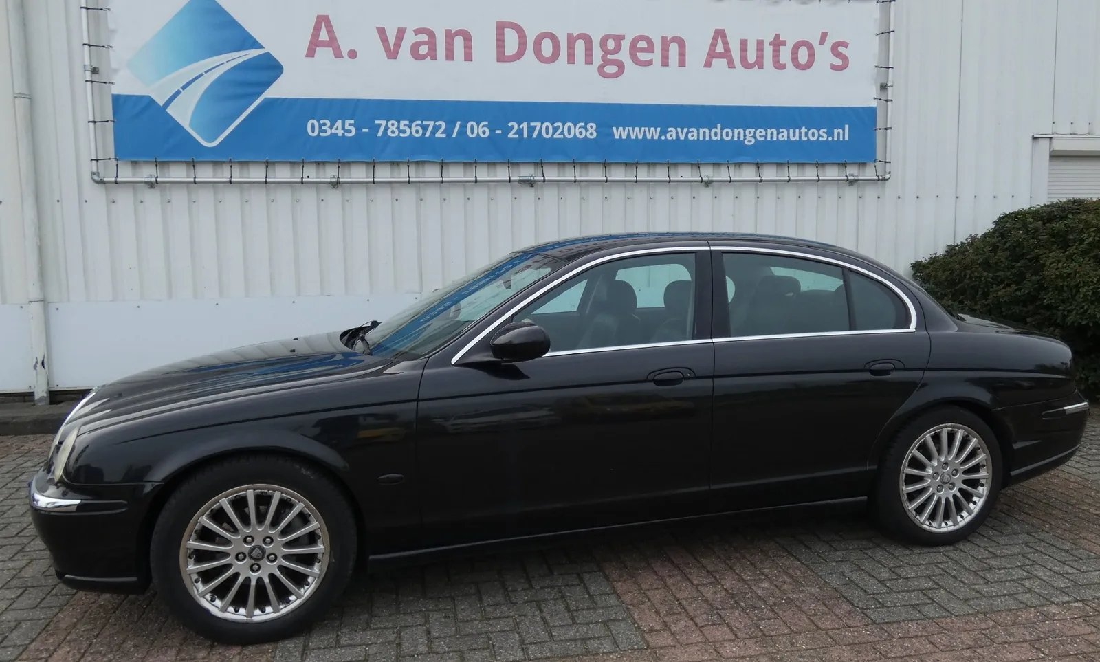 Jaguar S-Type (2003) — foto 1