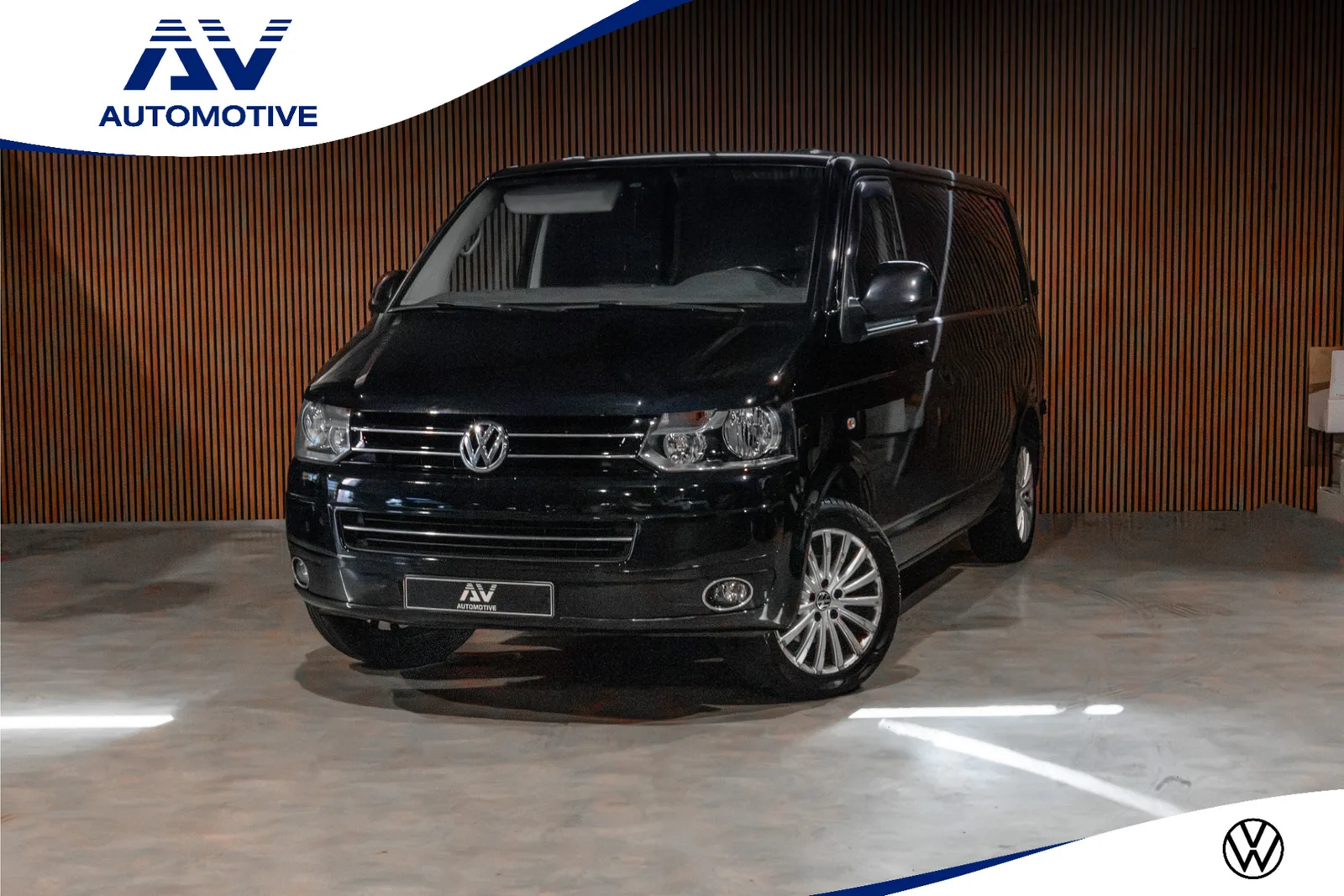 Volkswagen Transporter (2015) — foto 1