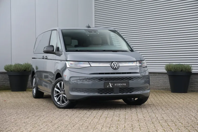 Volkswagen Multivan (2022)