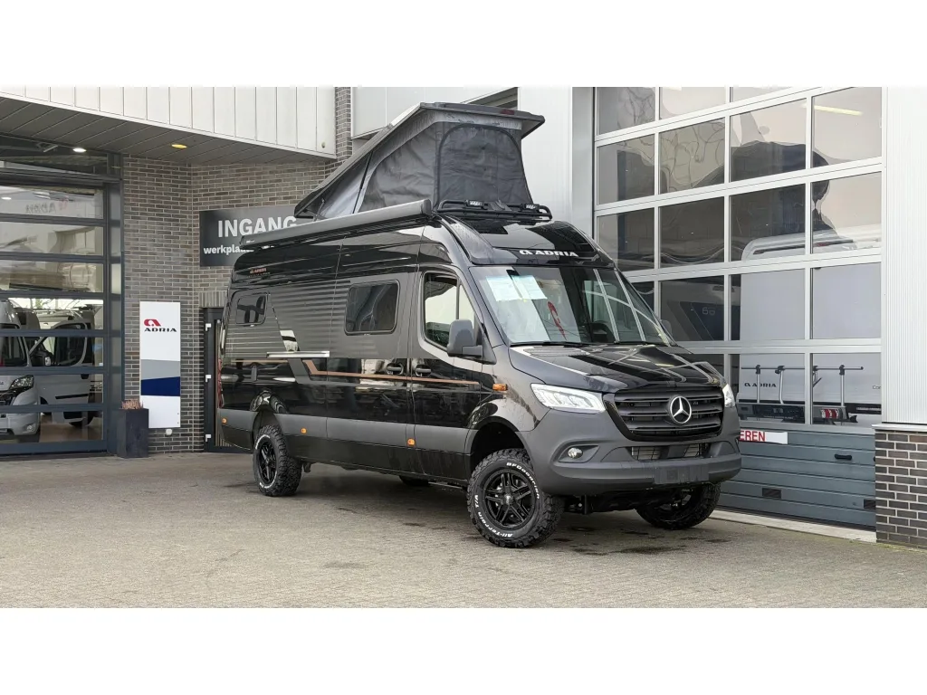 Adria Supertwin (2026) — foto 1