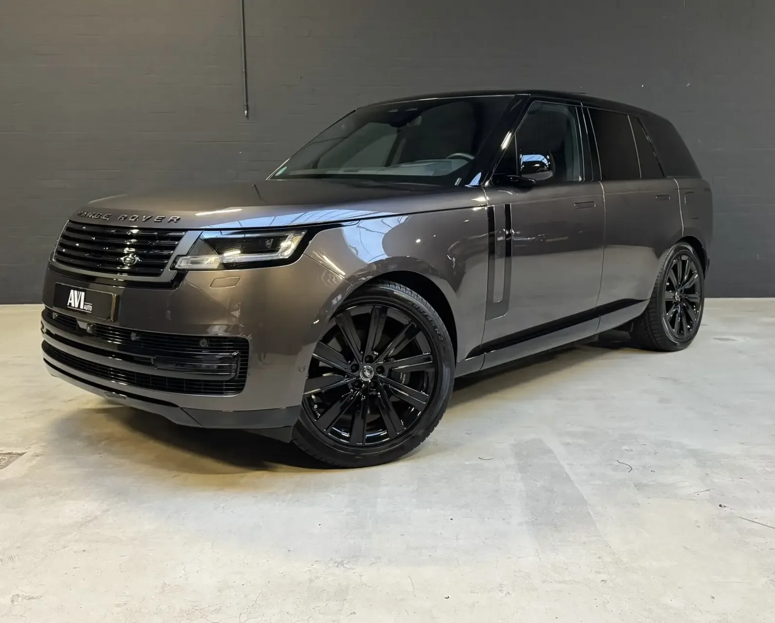 Land Rover Range Rover (2023) — foto 1