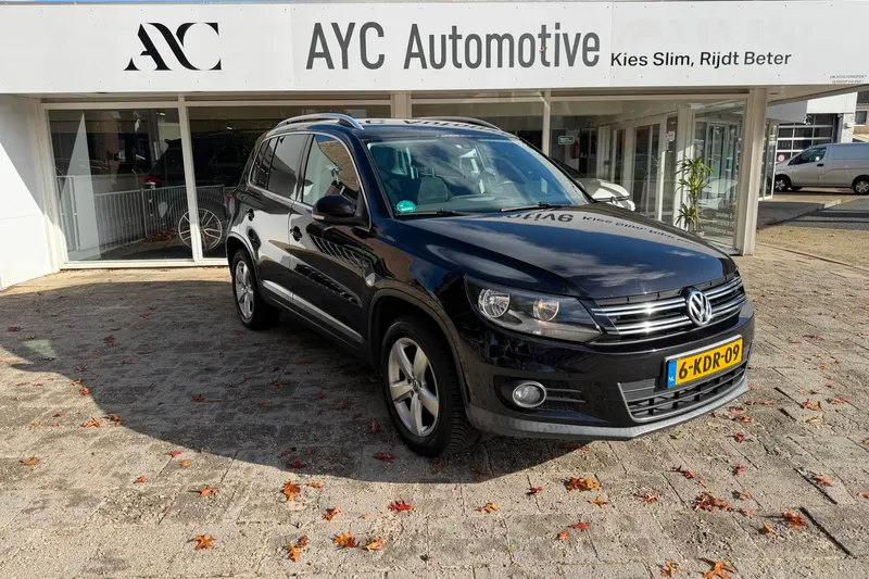 Volkswagen Tiguan (2012)