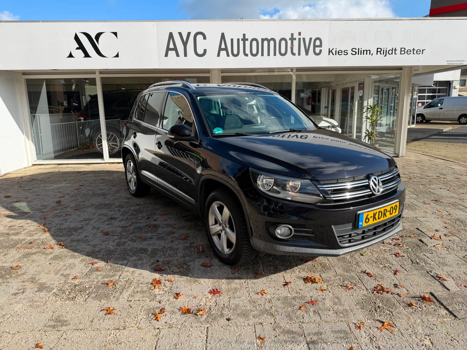 Volkswagen Tiguan (2012) — foto 1