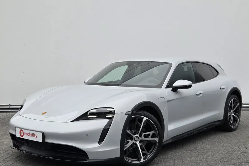 Porsche Taycan Cross Turismo (2022)