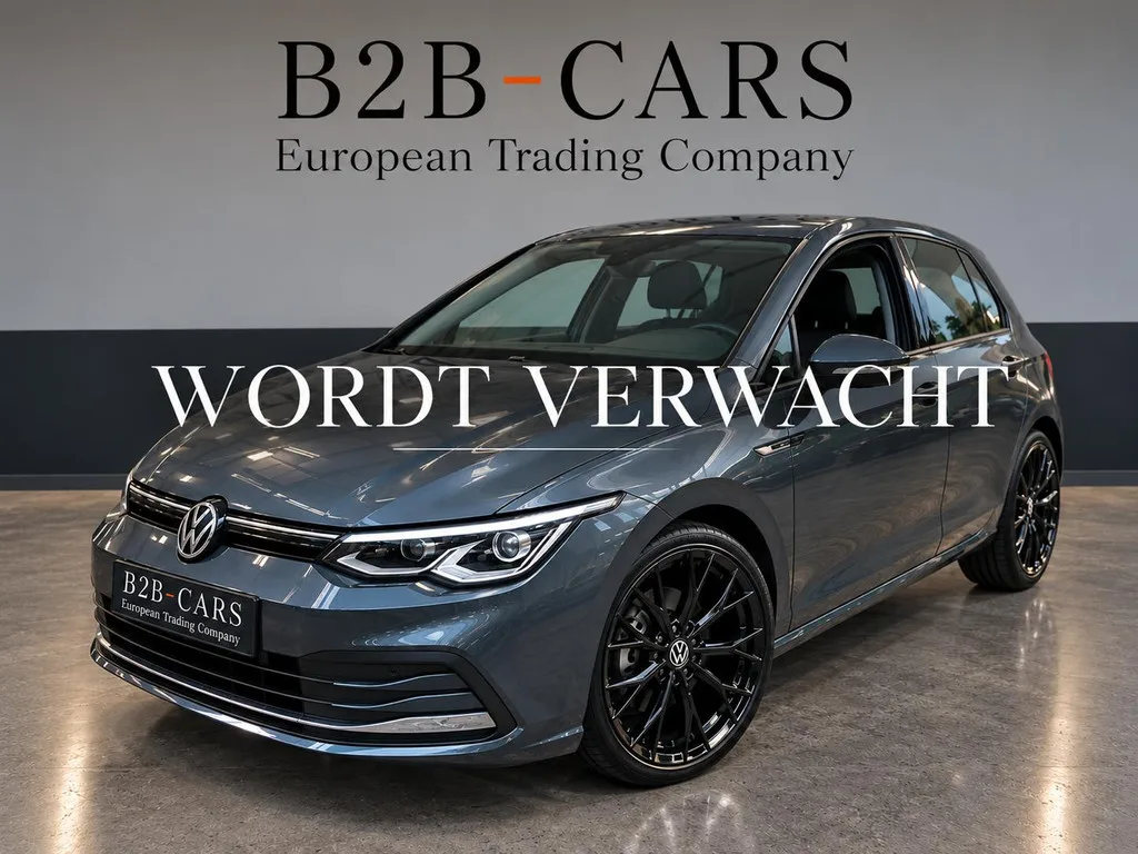 Volkswagen Golf (2023) — foto 1