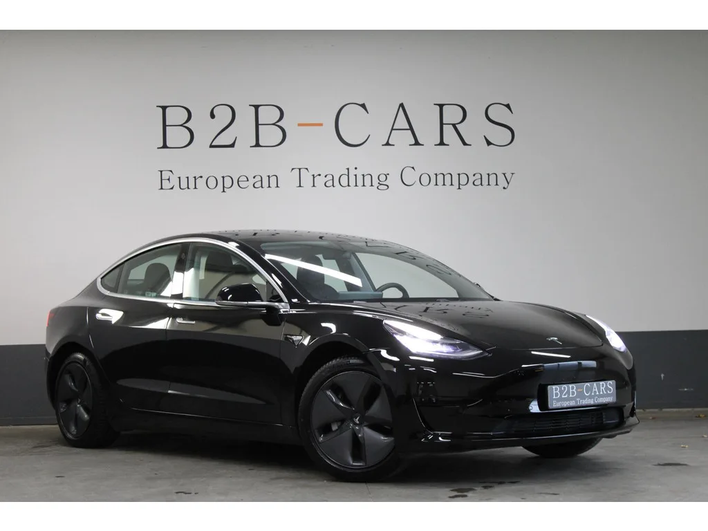 Tesla Model 3 (2019) — foto 1