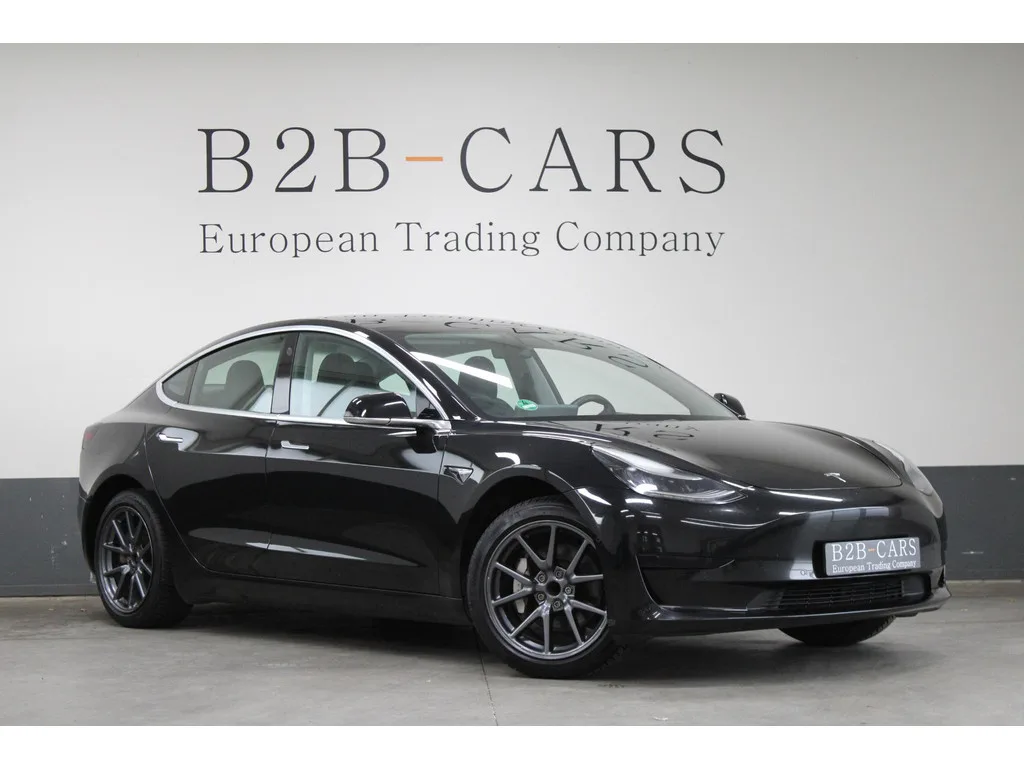Tesla Model 3 (2019) — foto 1