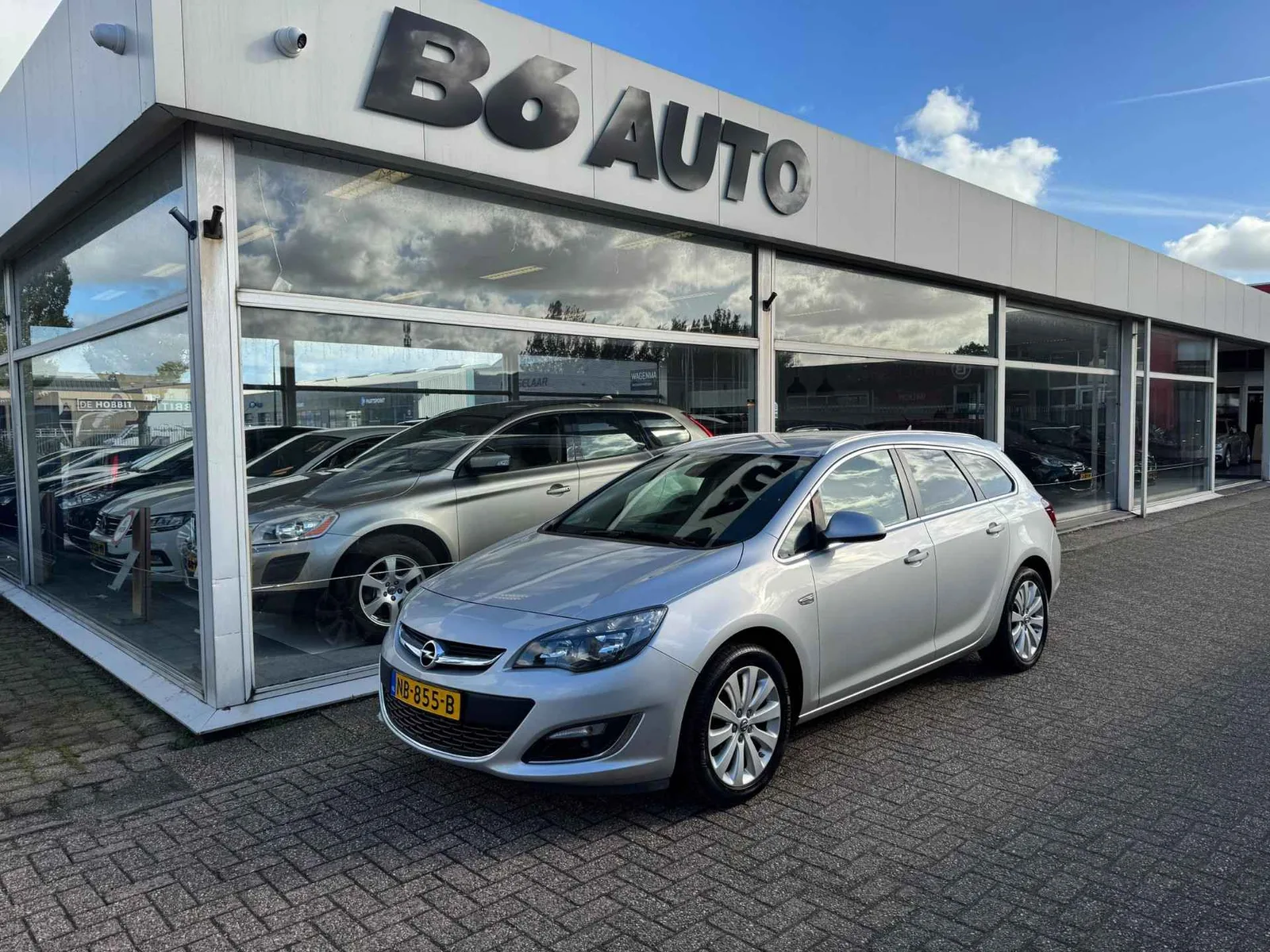Opel Astra (2016) — foto 1