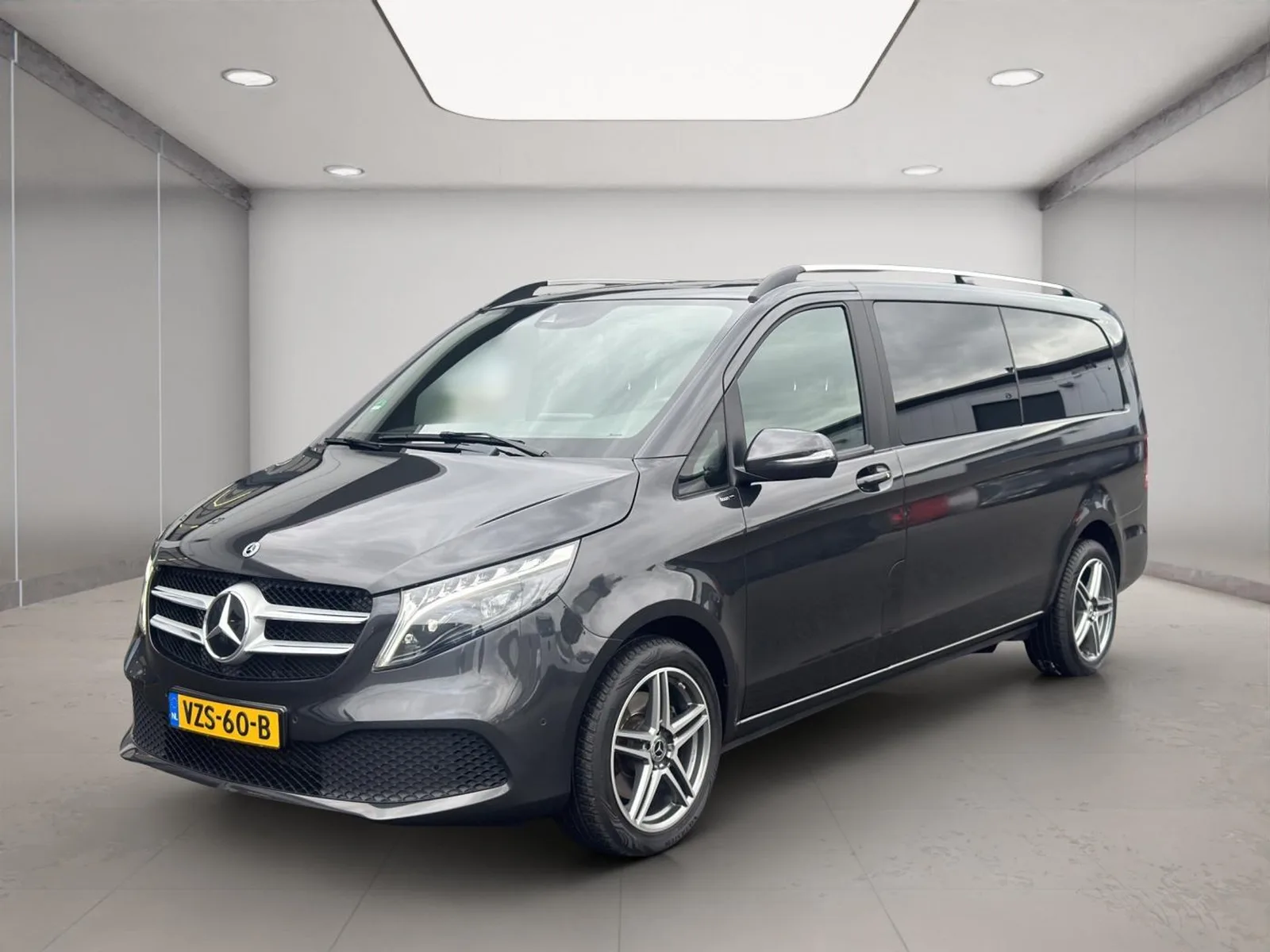 Mercedes-Benz V-Klasse (2024) — foto 1