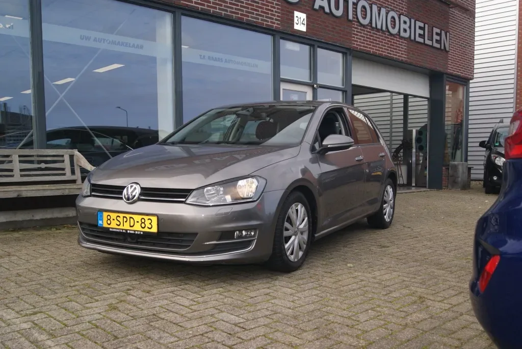 Volkswagen Golf (2013) — foto 1