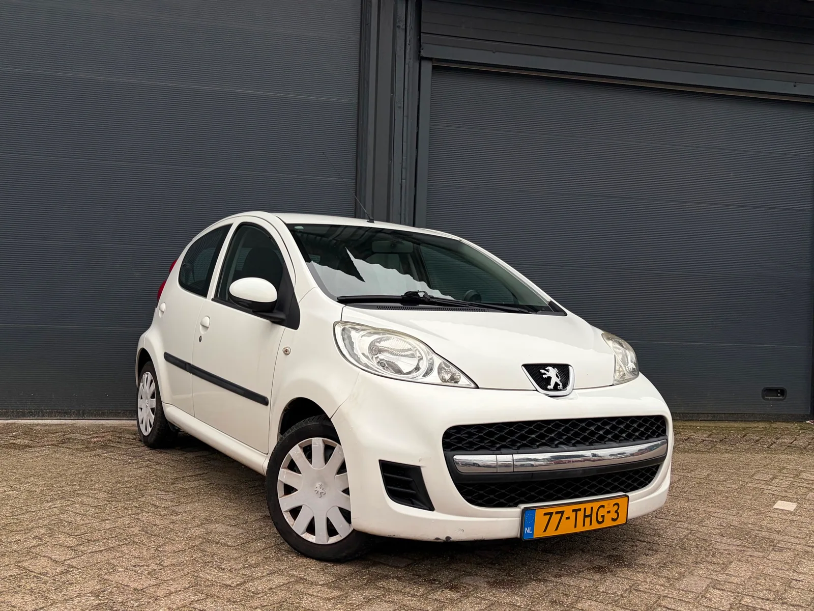 Peugeot 107 (2012) — foto 1