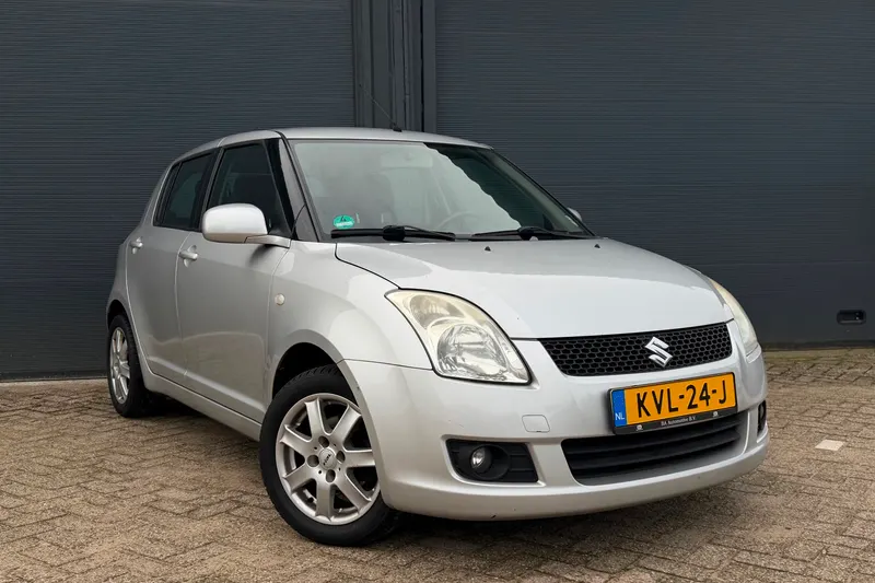 Suzuki Swift (2008)