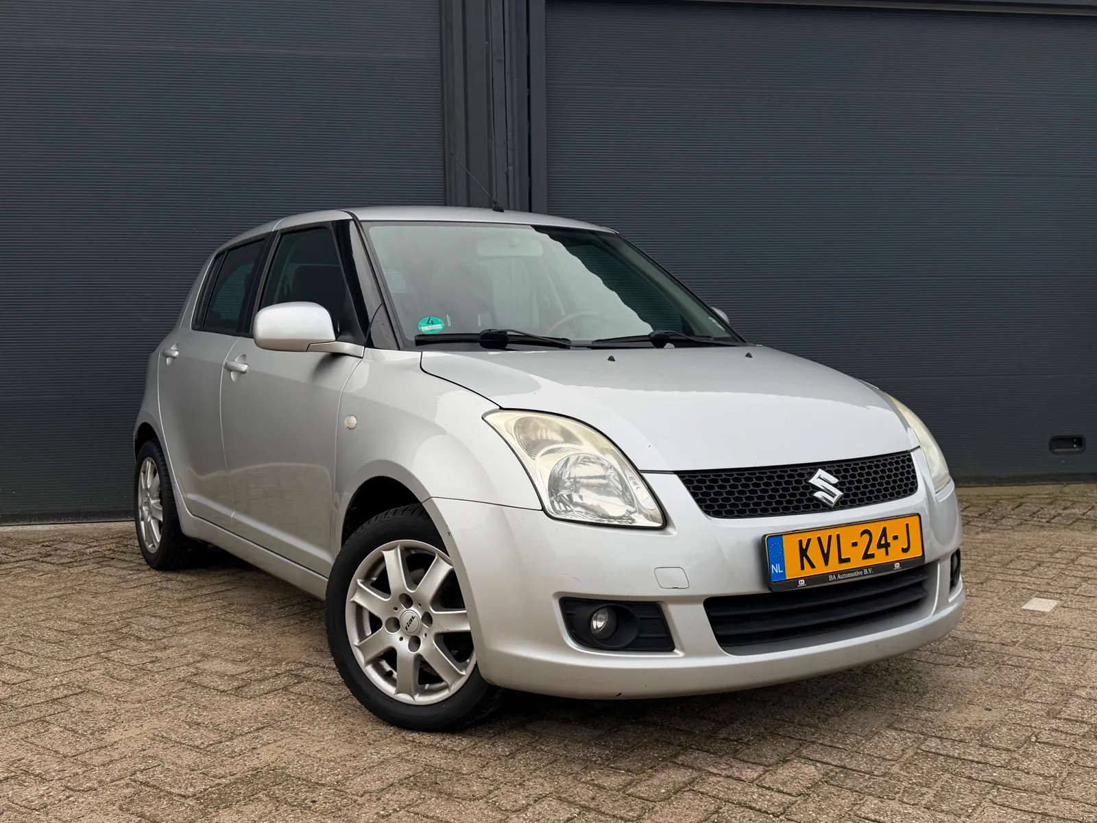 Suzuki Swift (2008) — foto 1