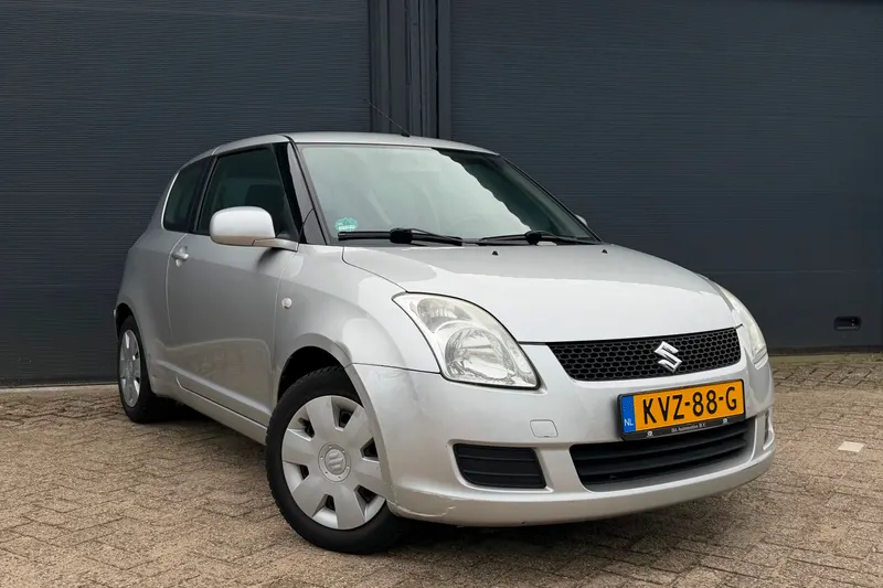 Suzuki Swift (2010)