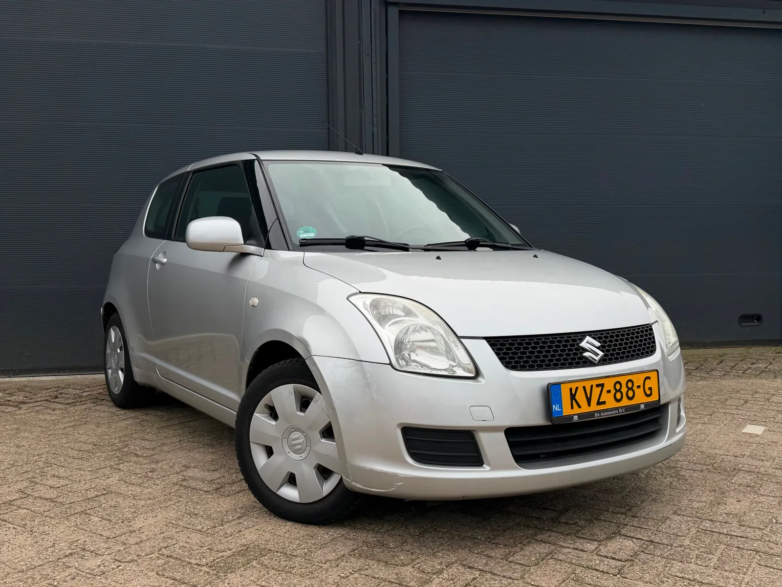 Suzuki Swift (2010) — foto 1