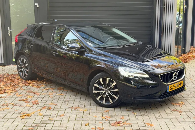 Volvo V40 (2018)