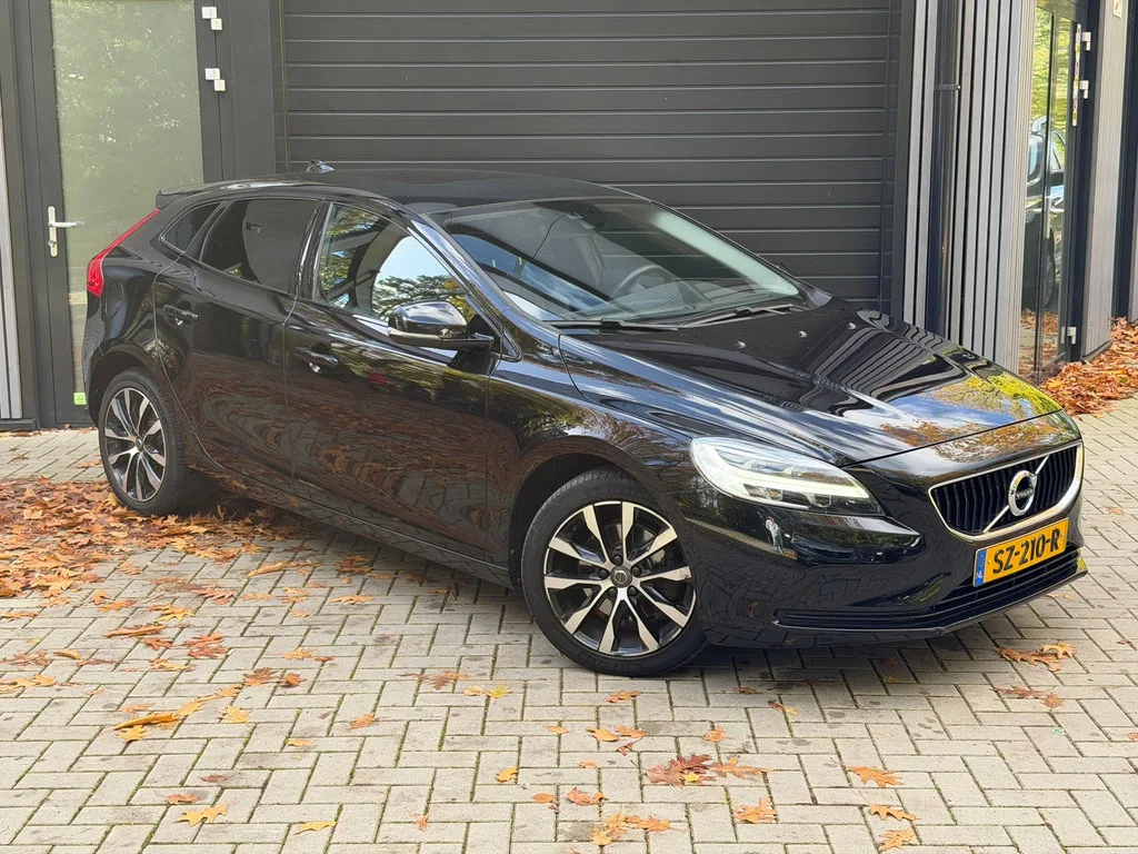 Volvo V40 (2018) — foto 1