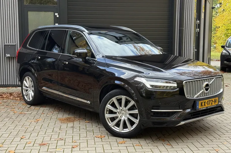 Volvo XC90 (2016)