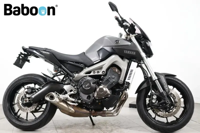 Yamaha MT-09 (2015)