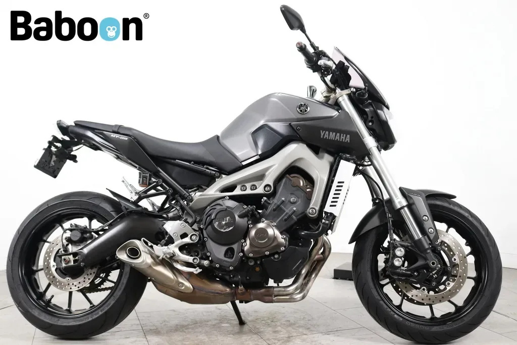 Yamaha MT-09 (2015) — foto 1