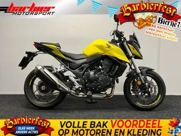 Honda CB 750 Hornet (2023) — foto 1