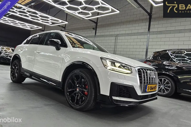 Audi SQ2 (2019)