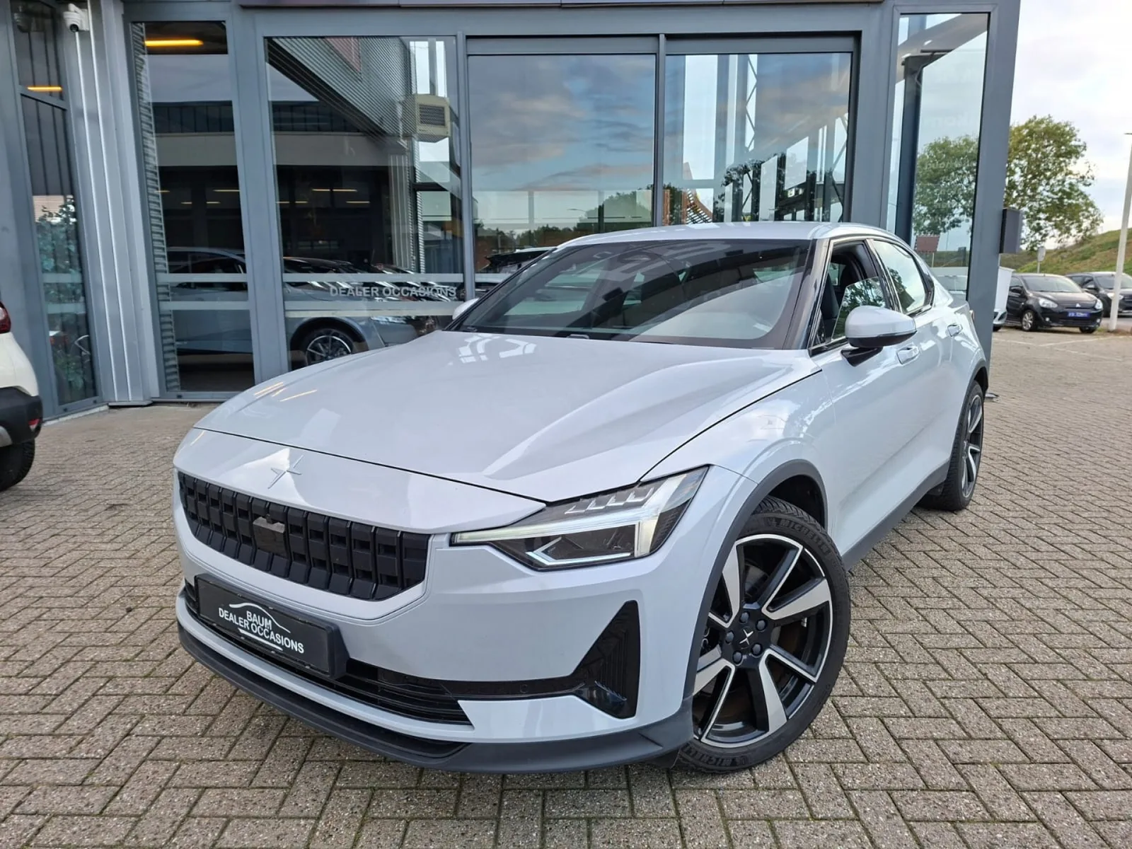 Polestar 2 (2023) — foto 1