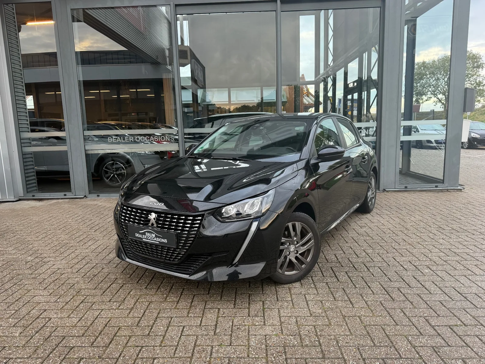 Peugeot 208 (2021) — foto 1
