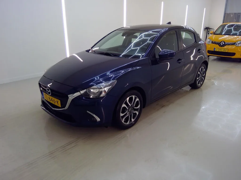 Mazda 2 (2018) — foto 1