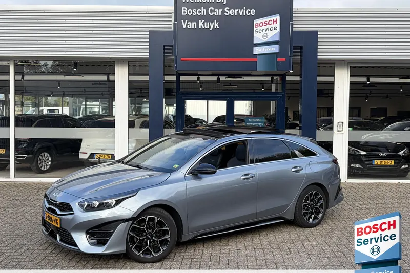 Kia ProCeed (2023)