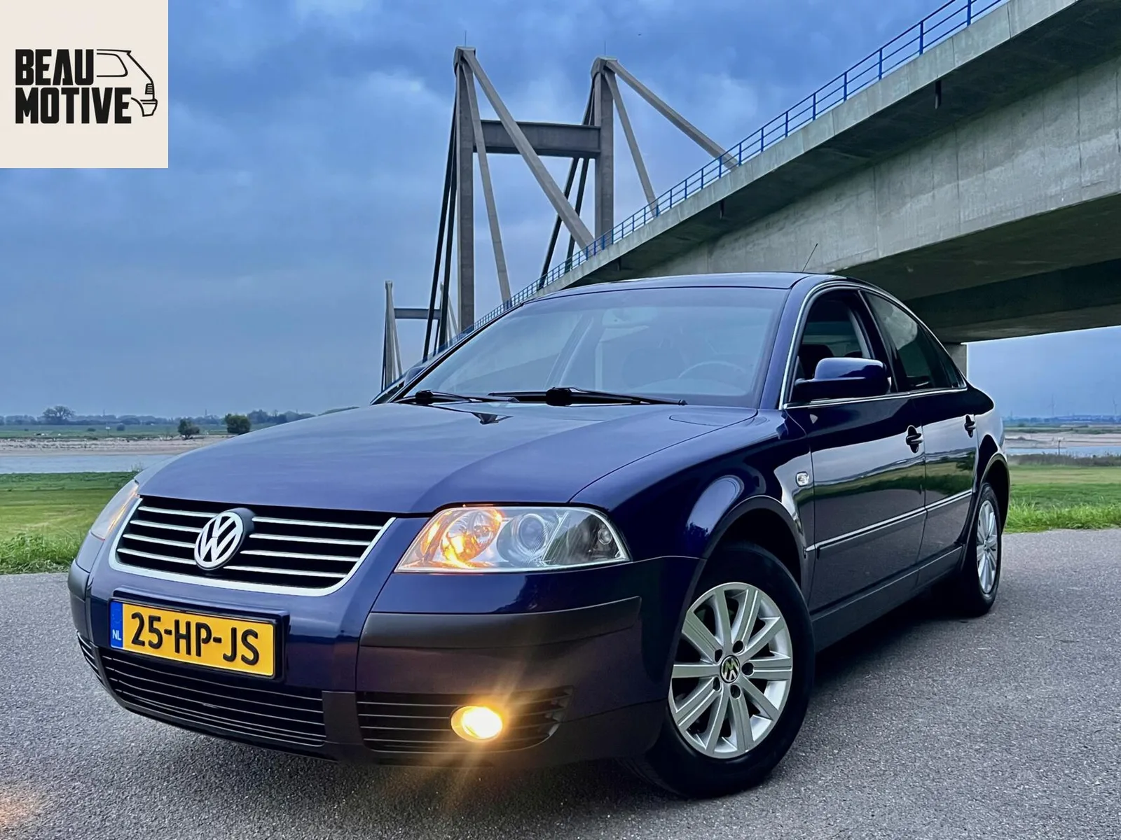 Volkswagen Passat (2001) — foto 1