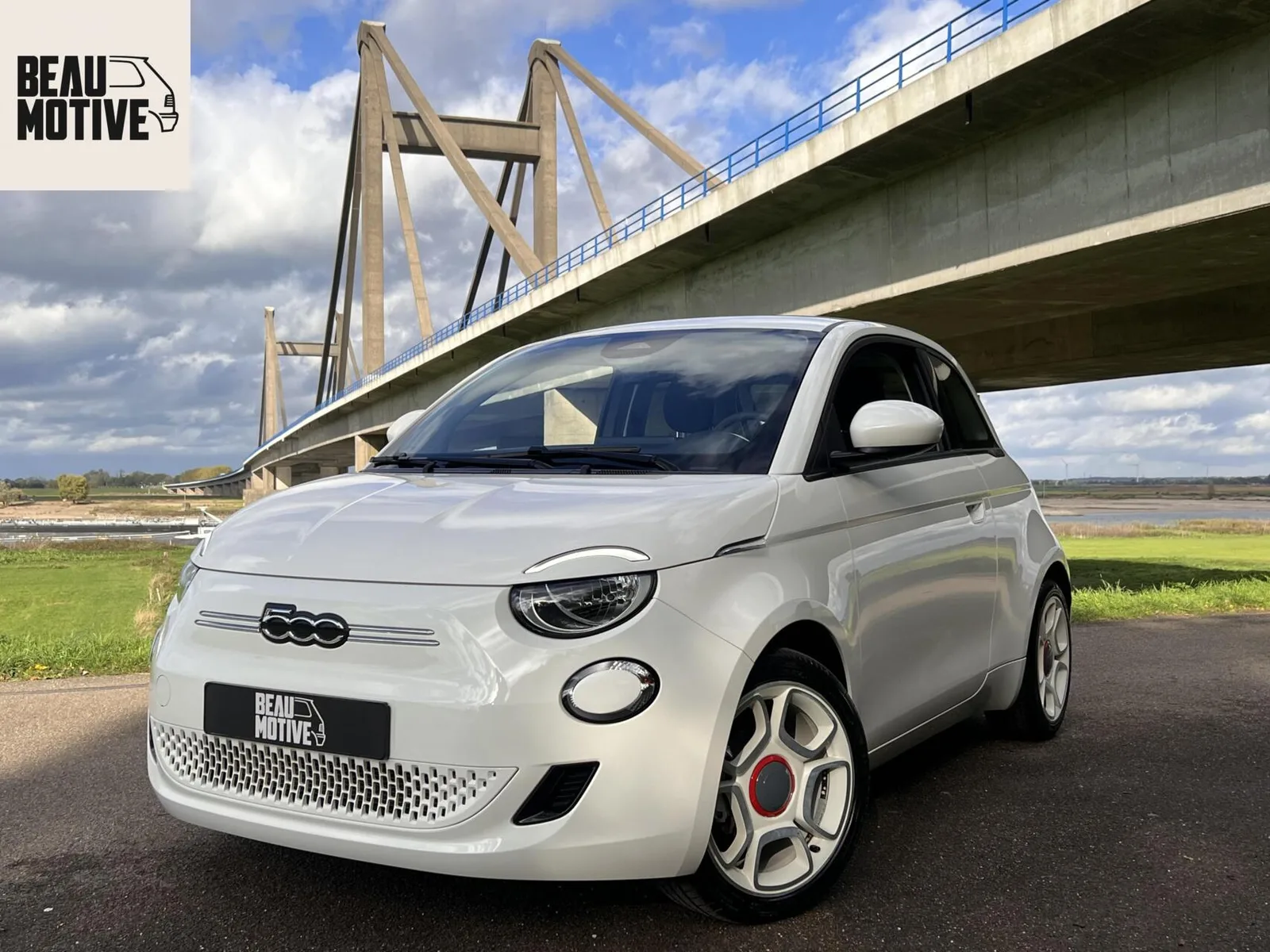 Fiat 500e (2024) — foto 1