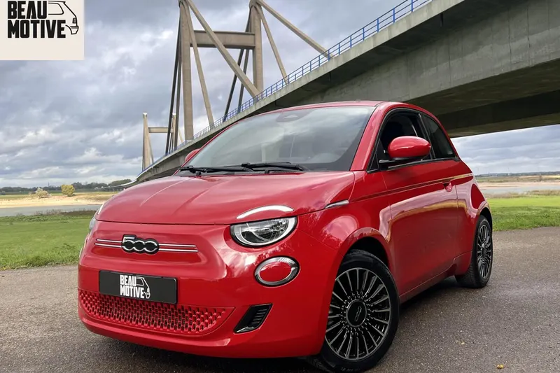 Fiat 500e (2024)