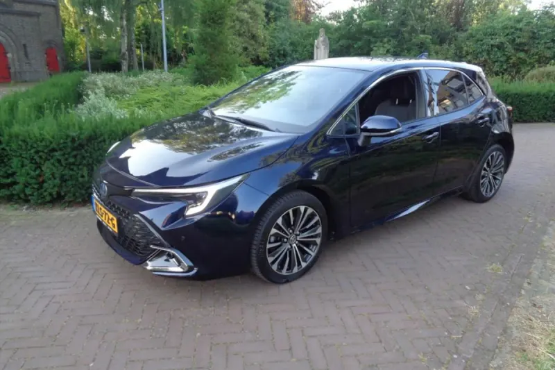 Toyota Corolla (2023)