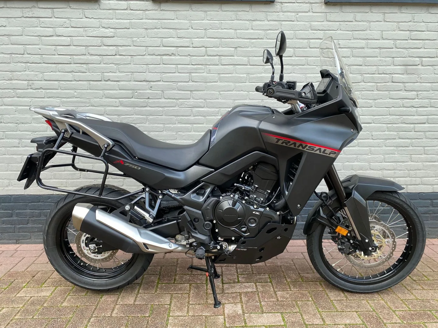 Honda XL 750 TRANSALP (2023) — foto 1