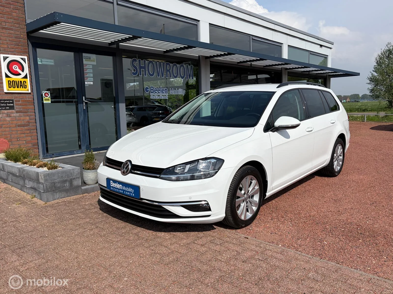 Volkswagen Golf (2018) — foto 1
