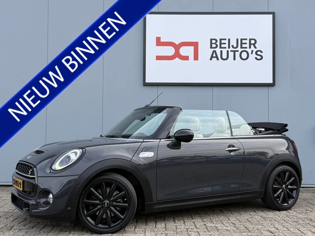 MINI Cabrio (2018) — foto 1