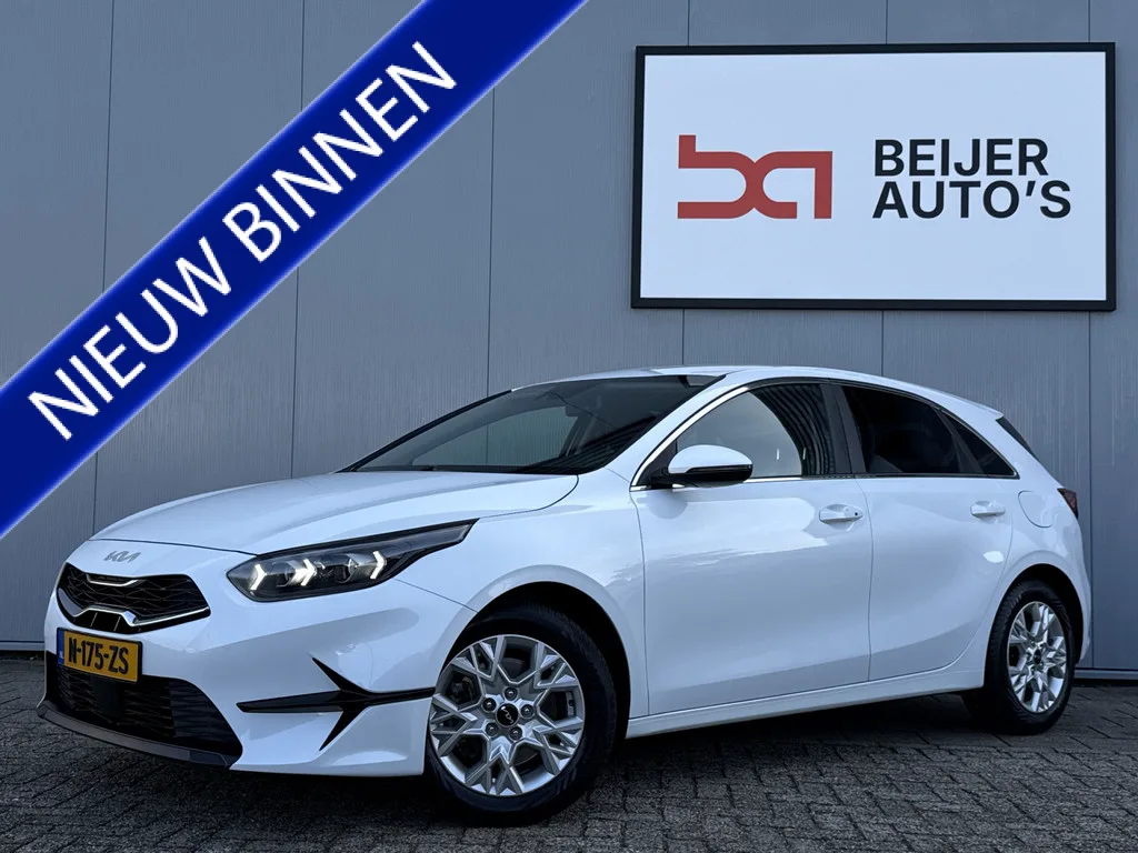 Kia Ceed (2022) — foto 1