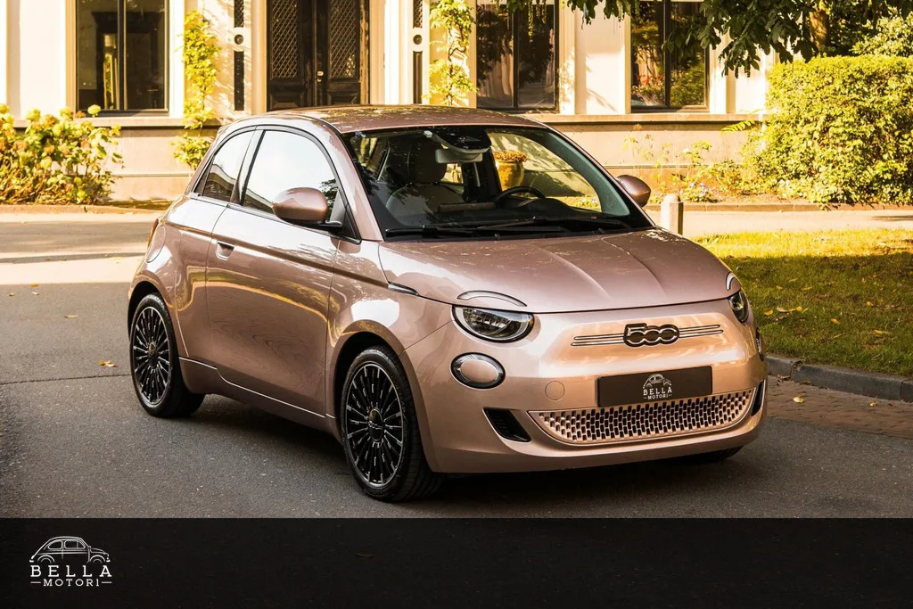 Fiat 500e (2022) — foto 1