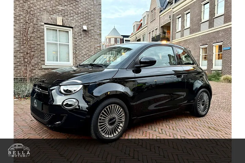 Fiat 500e (2022)